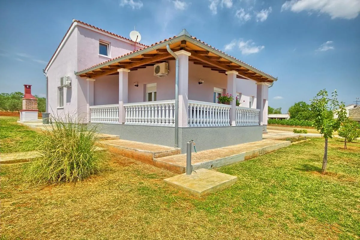 פולה Holiday Home Nina&Tea